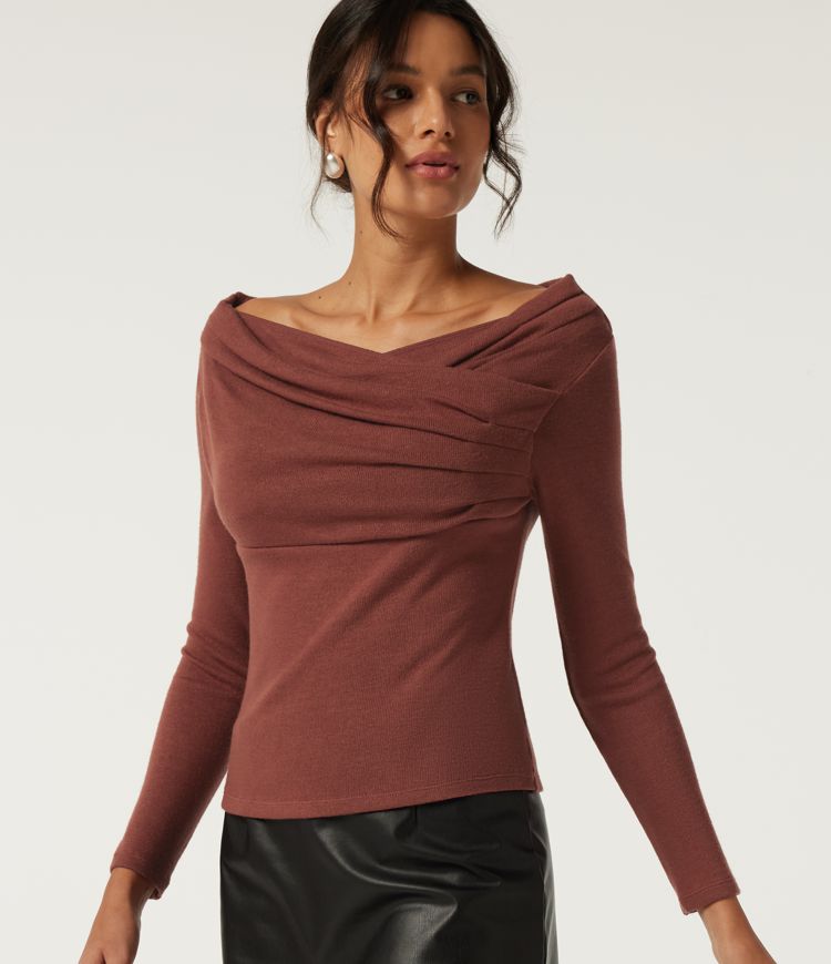 Off Shoulder Crossover Ruched Long Sleeve Casual Top Off Shoulder Crossover Ruched Long Sleeve Casual Top