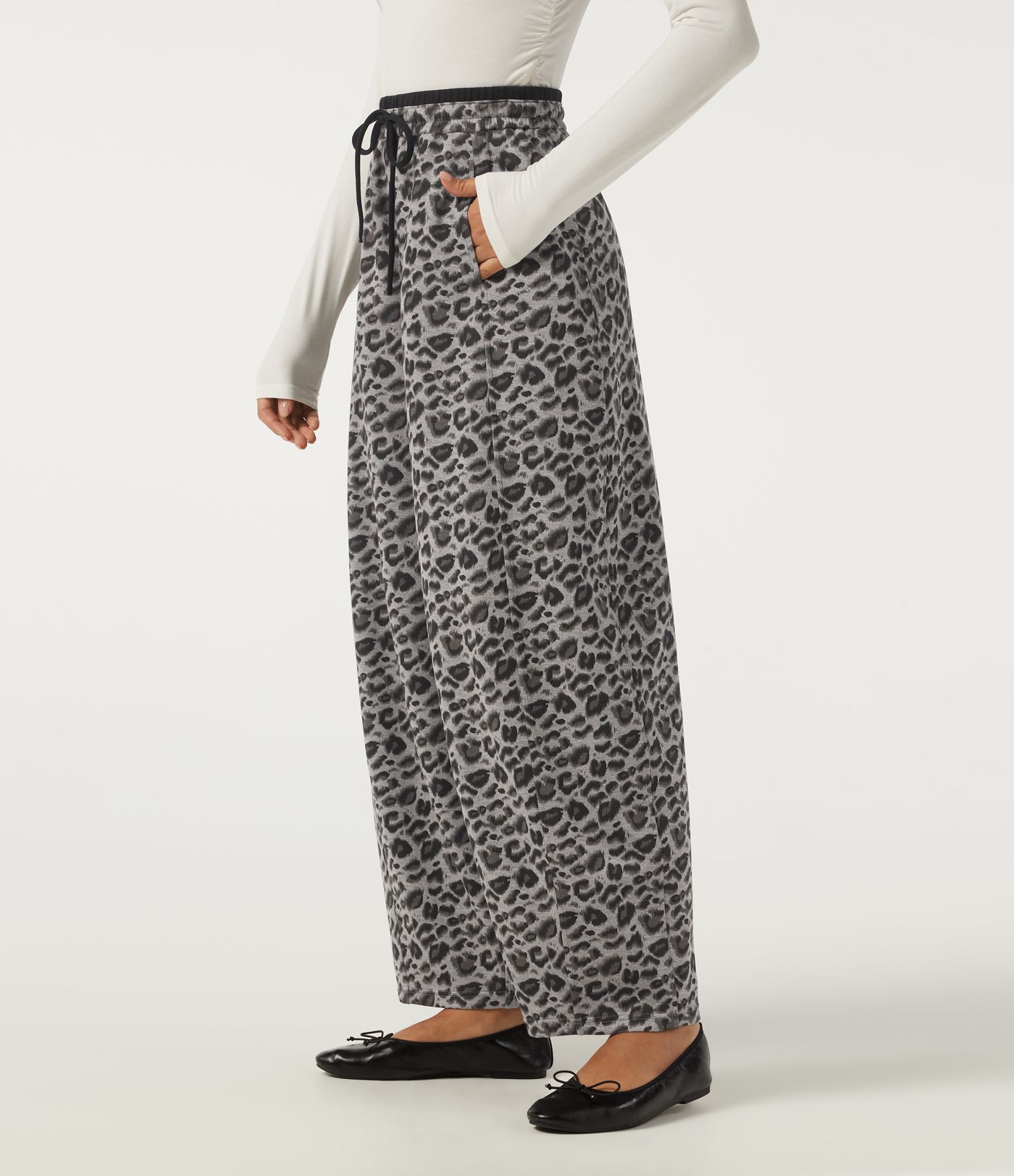 High Waisted Leopard Print Drawstring Barrel Leg Casual Pants with Pockets