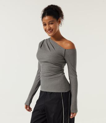 Hoch elastisches, geripptes Strick-One-Shoulder-Top mit langen Ärmeln, integriertem BH und Raffung