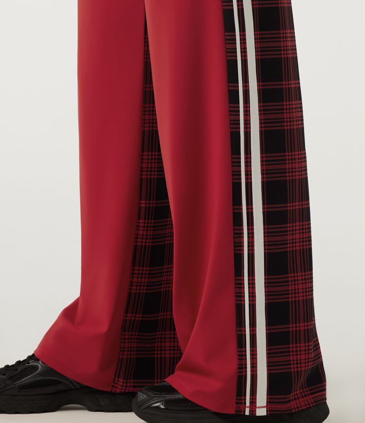 Halara UltraSculpt™ High Waisted Tummy Control Straight Leg Plaid Yoga Pants with Pockets Halara UltraSculpt™ High Waisted Tummy Control Straight Leg Plaid Yoga Pants with Pockets