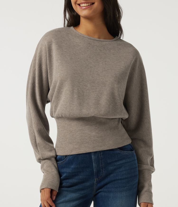 Top casual de punto acanalado con cuello redondo y mangas largas