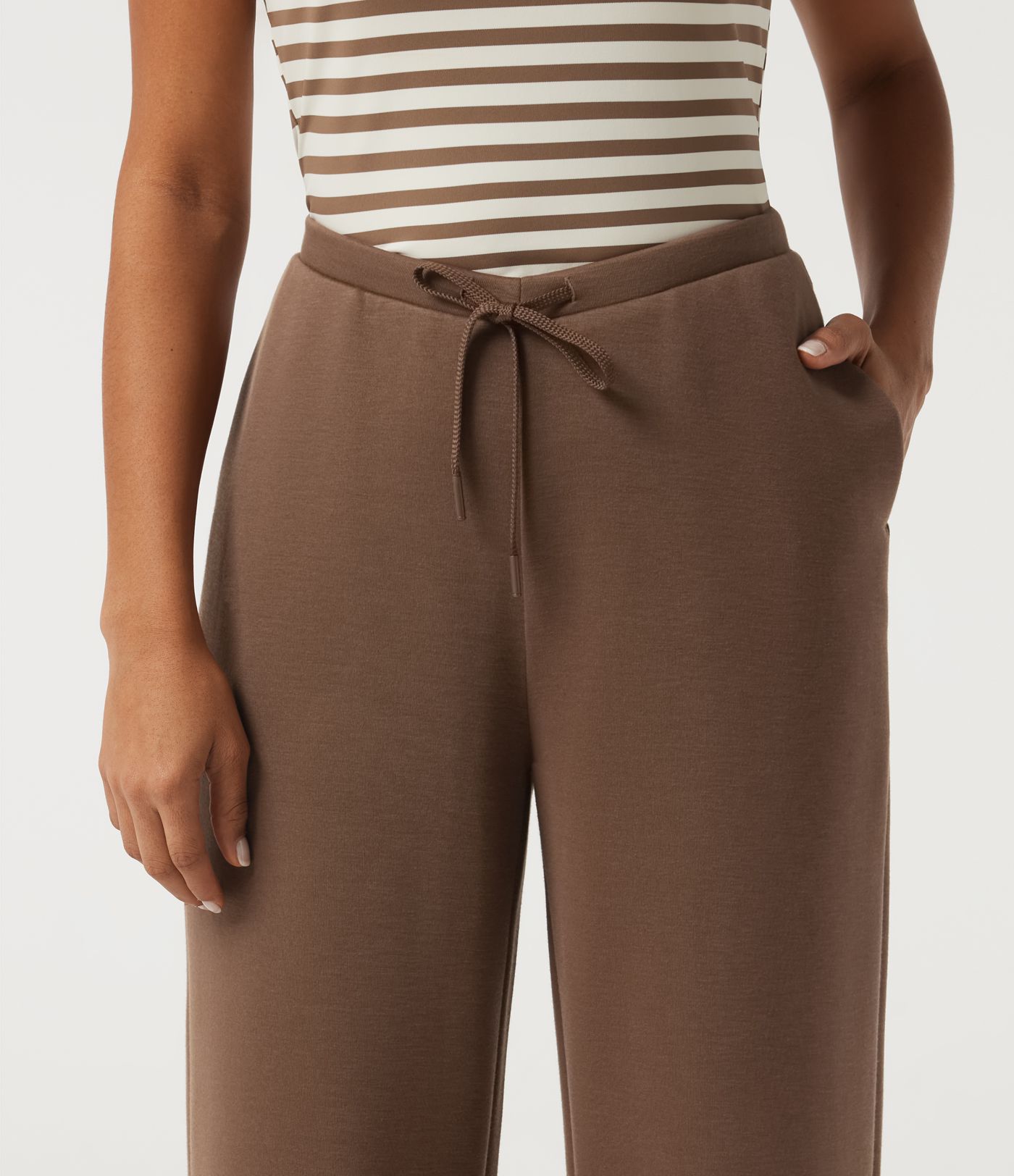 SpacerTek™ Low Rise Drawstring Straight Leg Casual Sweatpants with Pockets SpacerTek™ Low Rise Drawstring Straight Leg Casual Sweatpants with Pockets