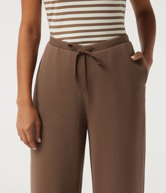 SpacerTek™ Low Rise Drawstring Straight Leg Casual Sweatpants with Pockets SpacerTek™ Low Rise Drawstring Straight Leg Casual Sweatpants with Pockets