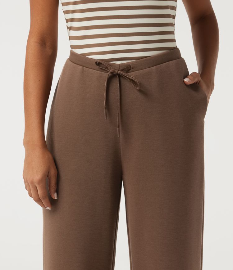 SpacerTek™ Low Rise Drawstring Straight Leg Casual Sweatpants with Pockets SpacerTek™ Low Rise Drawstring Straight Leg Casual Sweatpants with Pockets