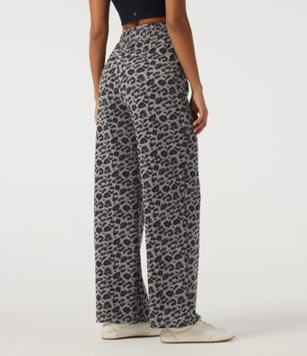 High Waisted Drawstring Straight Leg Leopard Print Casual Sweatpants with Pockets High Waisted Drawstring Straight Leg Leopard Print Casual Sweatpants with Pockets
