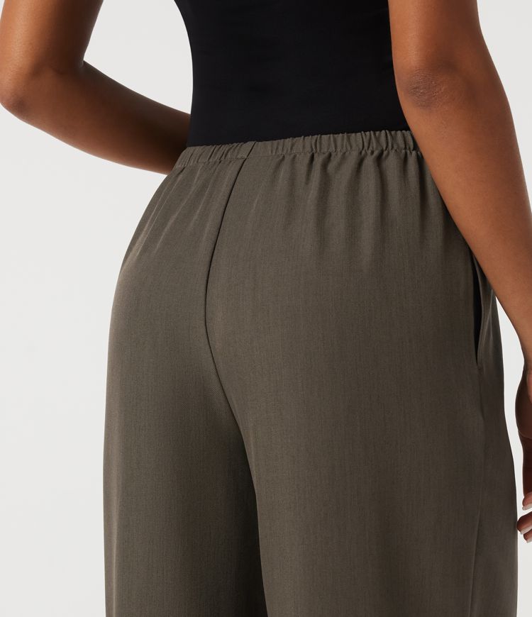 Mid Rise Straight Leg Work Pants with Pockets Mid Rise Straight Leg Work Pants with Pockets