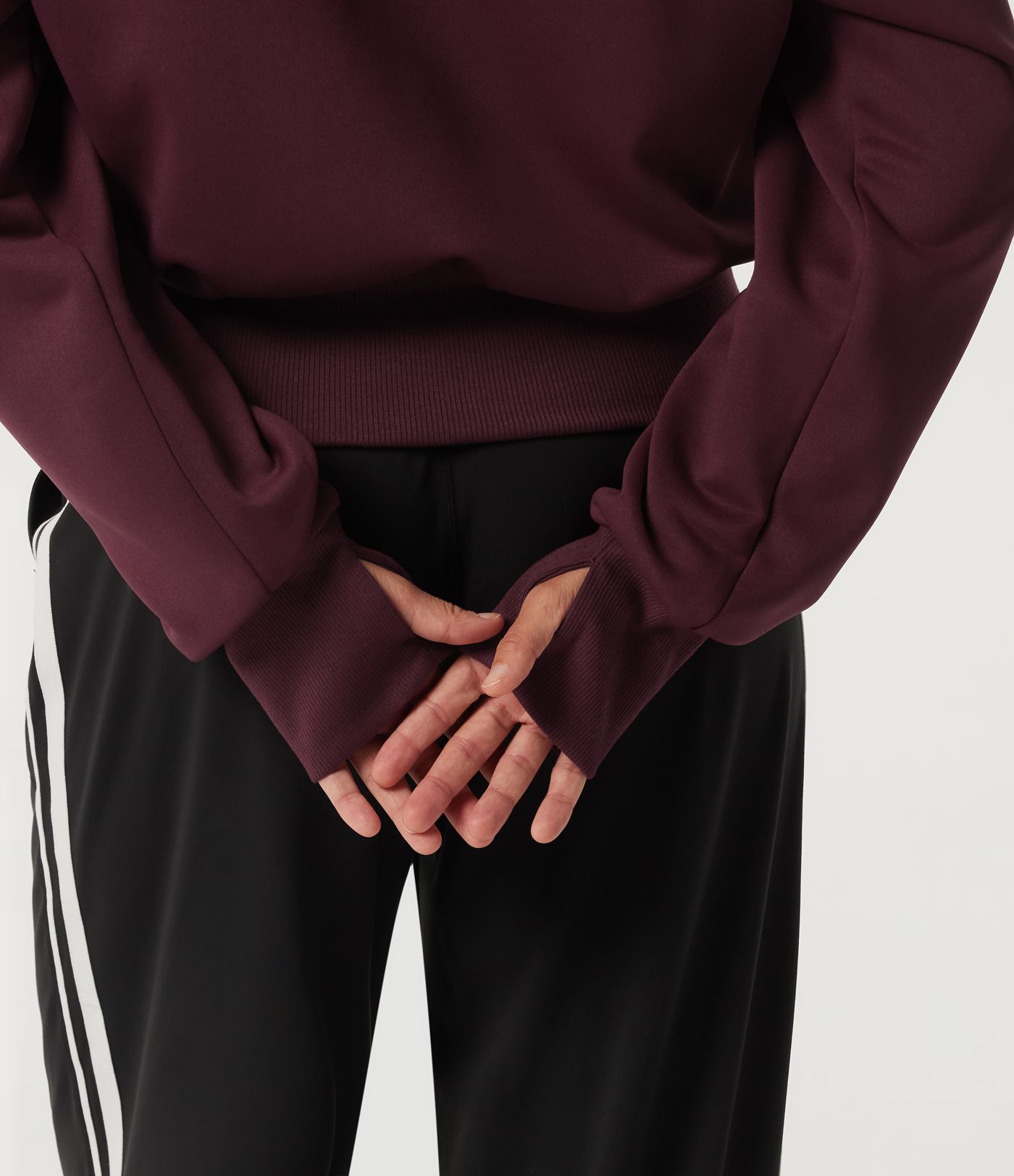 Full-Zip Casual Sweatshirt with Detachable Faux Fur Trimmed Hood and ThumbHoles and Pockets Full-Zip Casual Sweatshirt with Detachable Faux Fur Trimmed Hood and ThumbHoles and Pockets