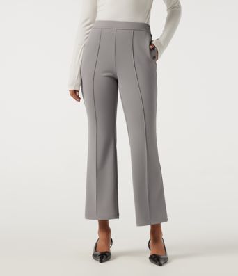 Halara Flex™ Pantalon de travail en crêpe, taille mi-haute, à plis nervurés et jambe évasée, avec poches