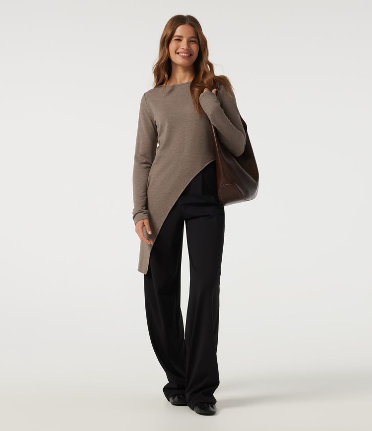 Boat Neck Long Sleeve Asymmetrical Hem Casual T-Shirt