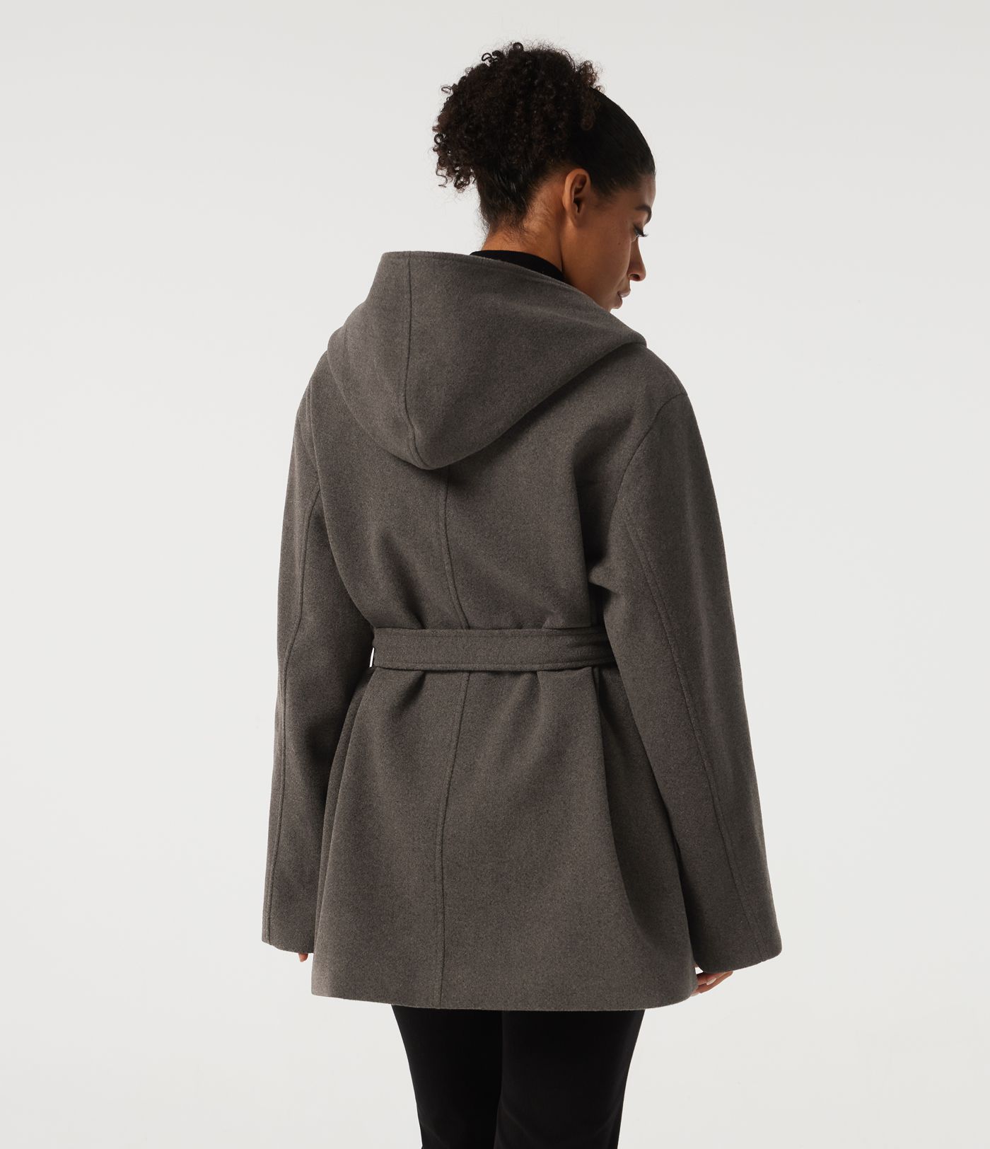 Fleece-Arbeitsmantel mit Kapuze, Kordelzug, langen Ärmeln und Taschen