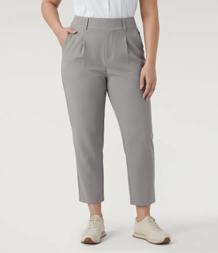 Schmal zulaufende Golfhose aus Krepp mit hohem Bund und Seitentaschen - Plus-Size