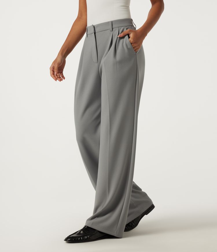 Mid Rise Straight Leg Hiking Pants with Pockets