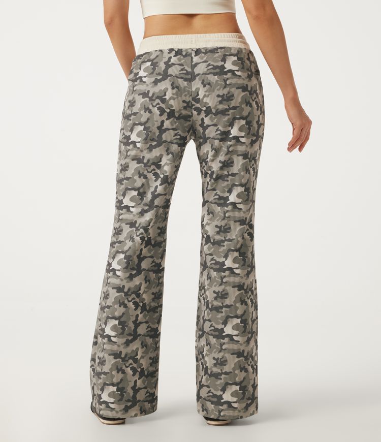 Foggy Night Camo Mid Rise Drawstring Flare Camo Corduroy Casual Pants with Pockets / 2