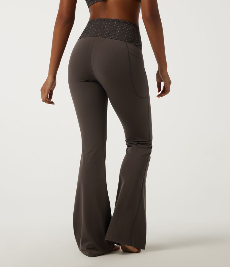 Hot Fudge Halara UltraSculpt™ High Waisted Polka Dot Tummy Control Flare Yoga Leggings with Pockets / 2