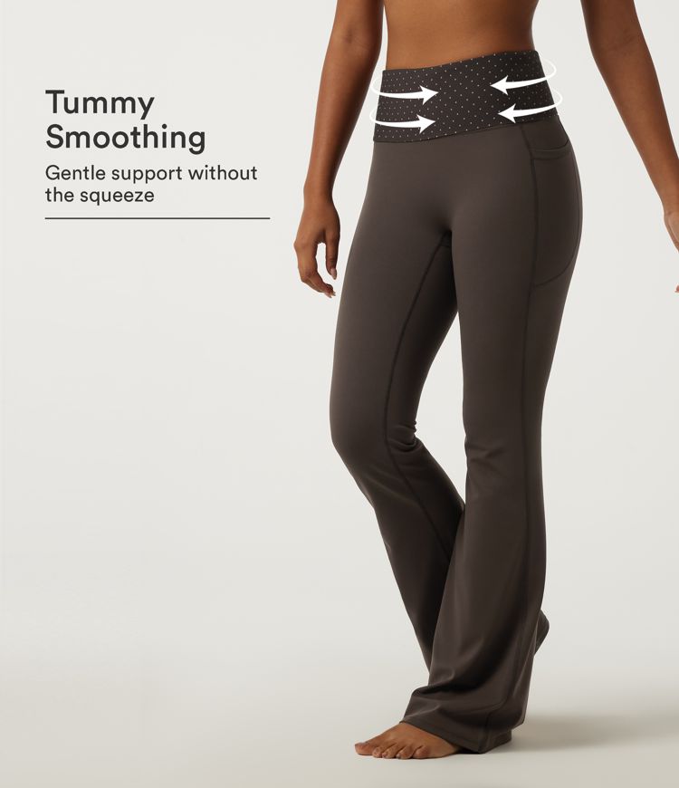 Halara UltraSculpt™ Hoch taillierte, gepunktete Yogaleggings mit Bauchkontrolle, ausgestelltem Bein und Taschen